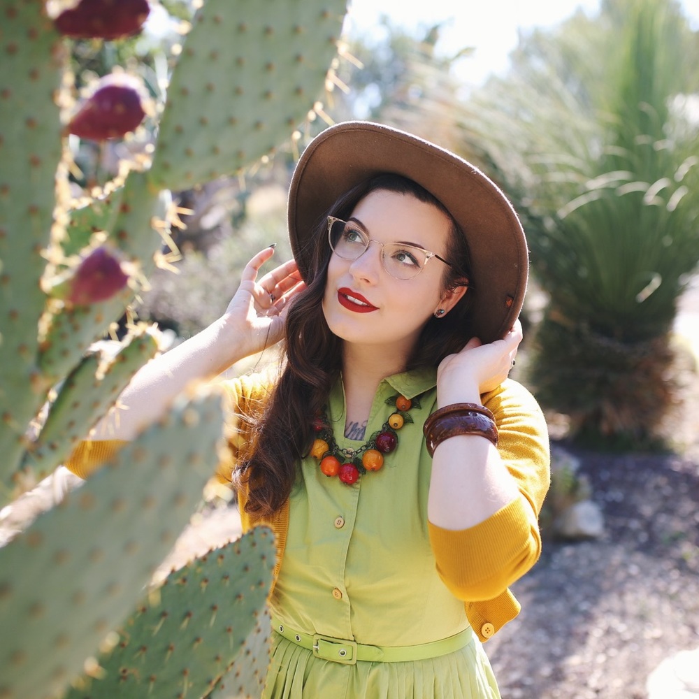 Meet your Posher, Lisa!